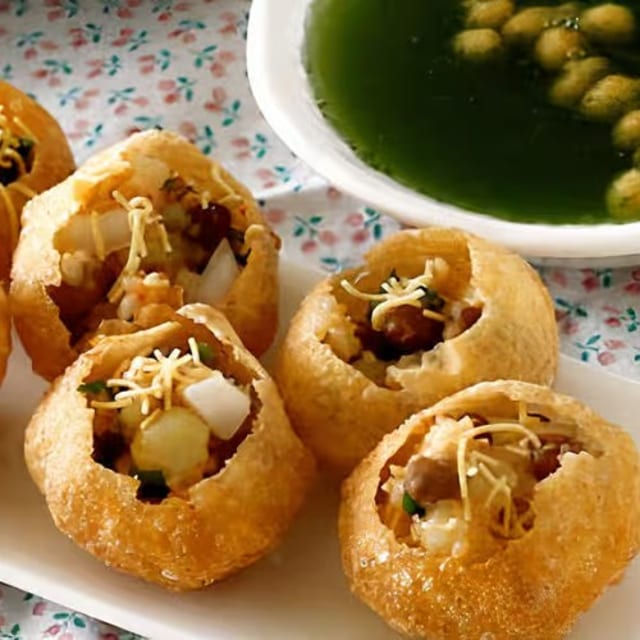Golgappa.