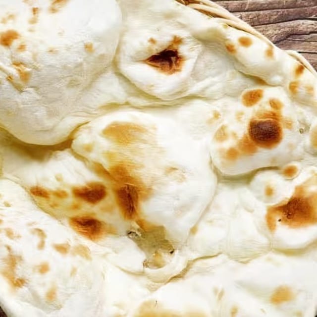 Plain Tandoori Naan.