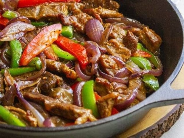 Steak with Pepper and Onion(half Tray).